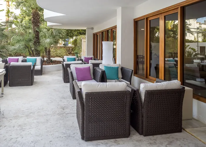 Sentido Fido Tucan - Adults Only