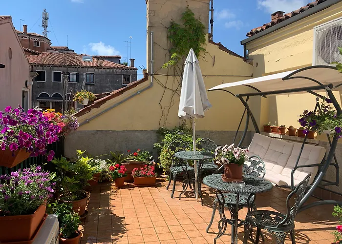 Al Campaniel Bed And Breakfast Venezia