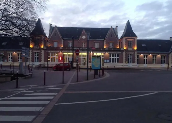 Chenal Hotel