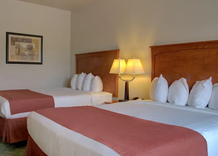 Allington Inn&Suites Kremmling