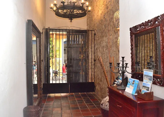 Hotel Puertas De Cartagena
