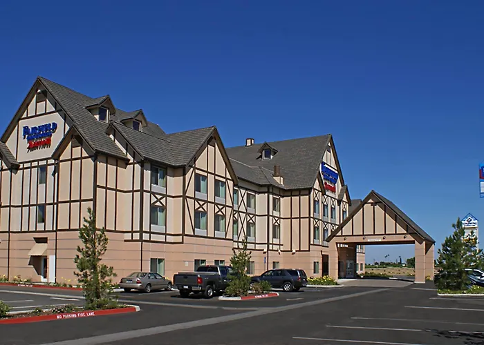 Fairfield Inn & Suites By Marriott Selma Kingsburg