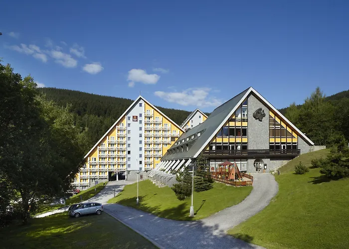 Pinia Hotel & Resort