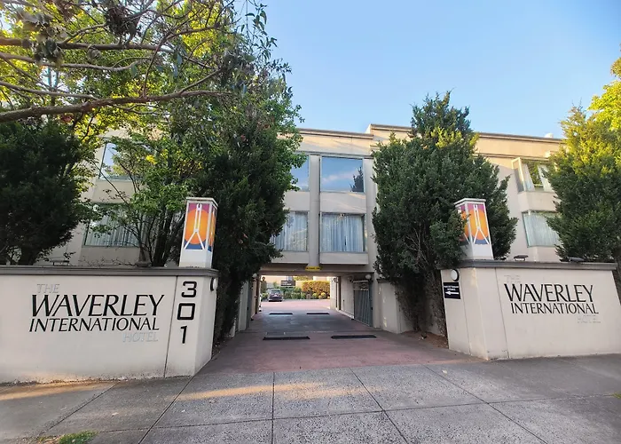 The Waverley International Hotel Glen Waverley
