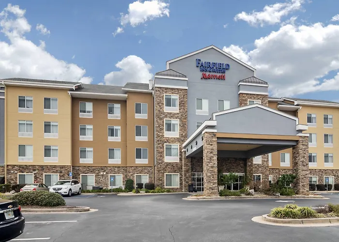 Fairfield Inn & Suites By Marriott Commerce