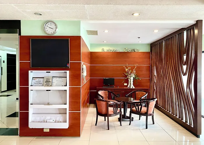 Circle Inn Hotel&Suites Bacolod