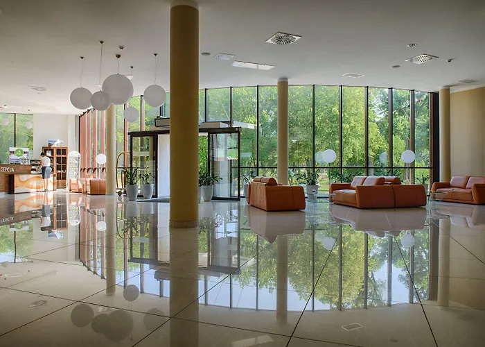 Hotel Trzebnica
