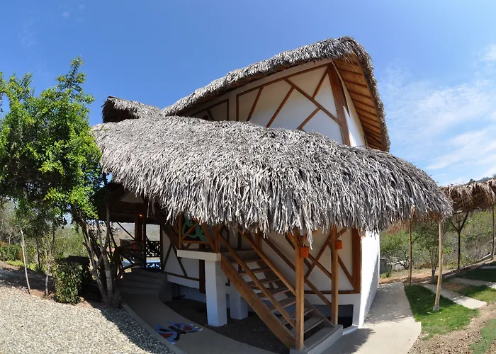 Azuluna Ecolodge