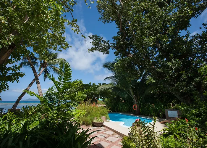 Le Repaire - Boutique Hotel & Restaurant