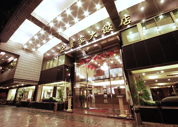 Twinstar Hotel