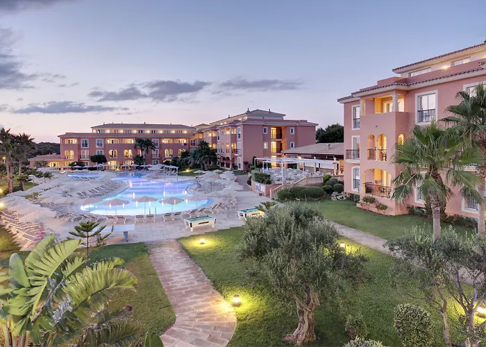 Grupotel Macarella Suites&Spa