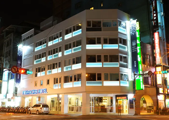 Poshpacker Hotel