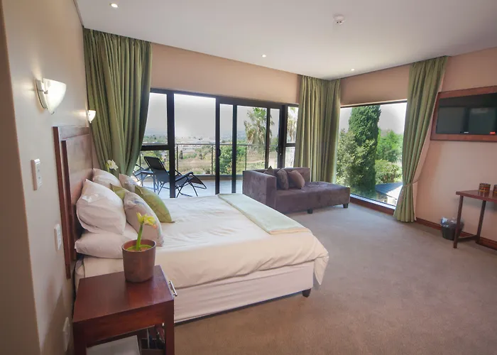Over The Moon Guesthouse