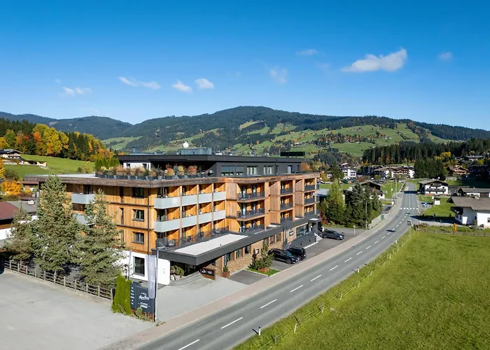 Alpenparks Hotel & Apartment Taxacher