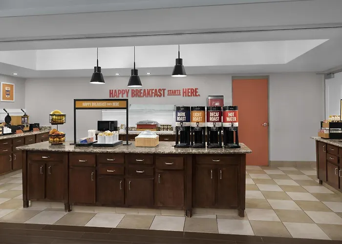 Hampton Inn & Suites Huntersville