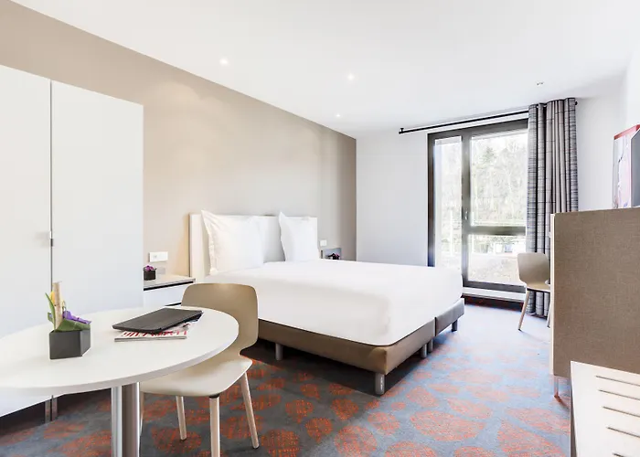 Spark By Hilton Lyon Park Saone