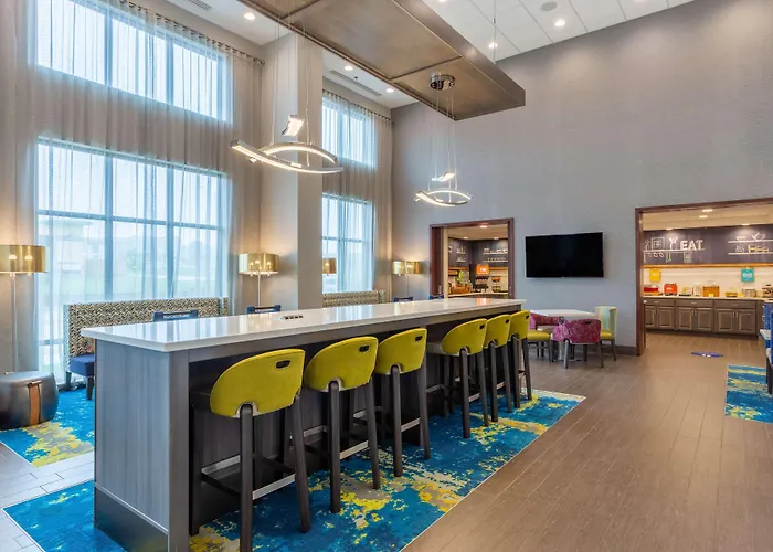 Hampton Inn & Suites By Hilton, Southwest Sioux Falls