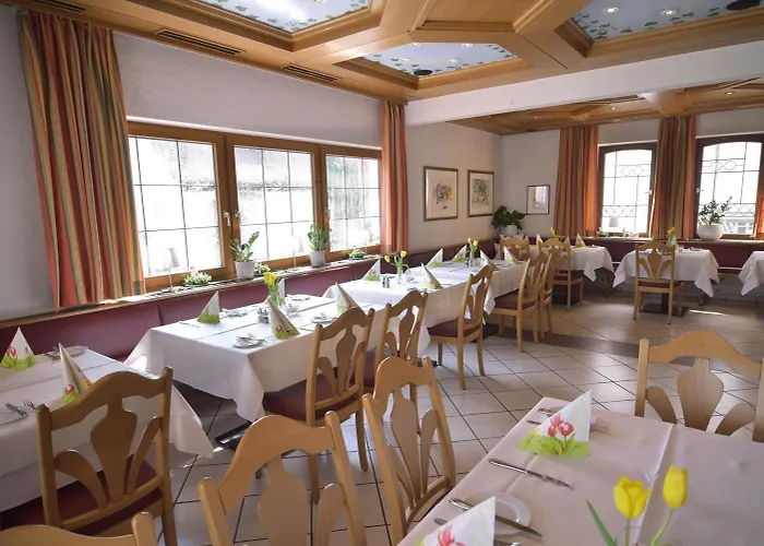 Hotel - Restaurant Hirsch
