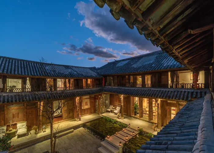Dali Old Courtyard Boutique Inn