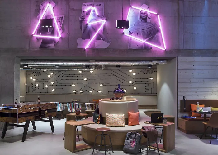 Moxy Frankfurt City Center