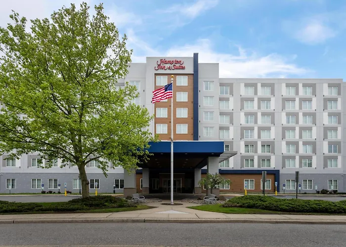 Hampton Inn & Suites By Hilton- Newark Airport Elizabeth