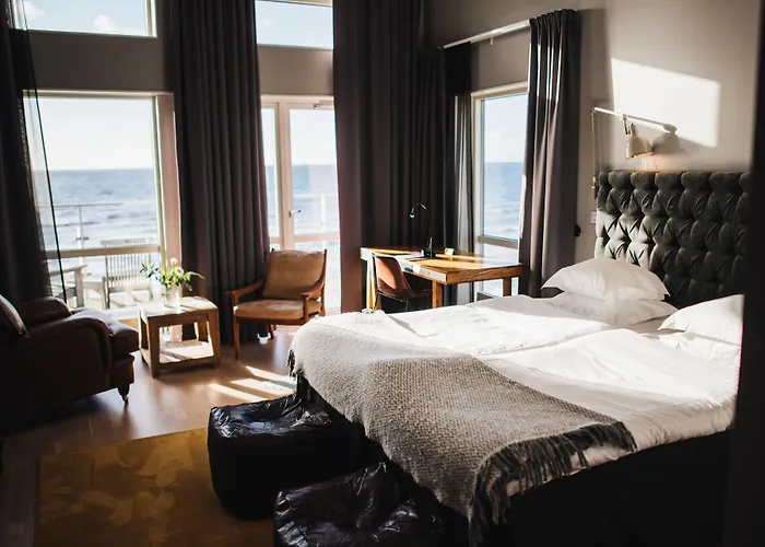 Ocean Hotel