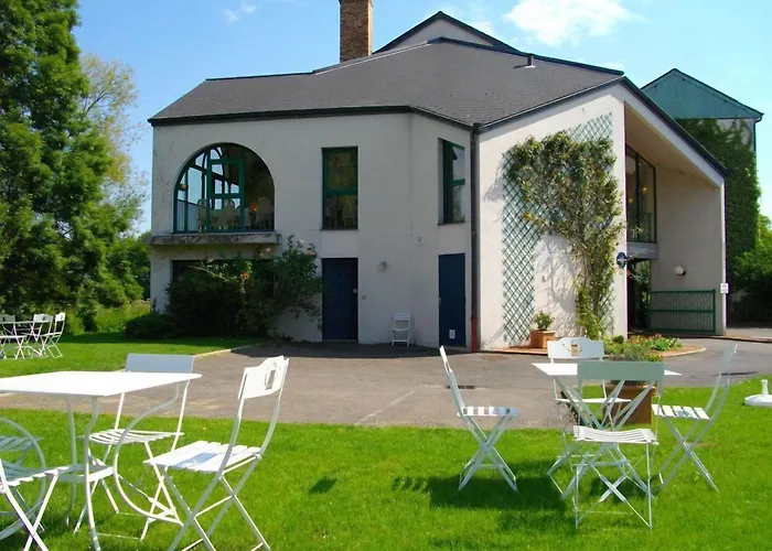 Golf Hotel Colvert - Piscine Exterieure Et Room Service