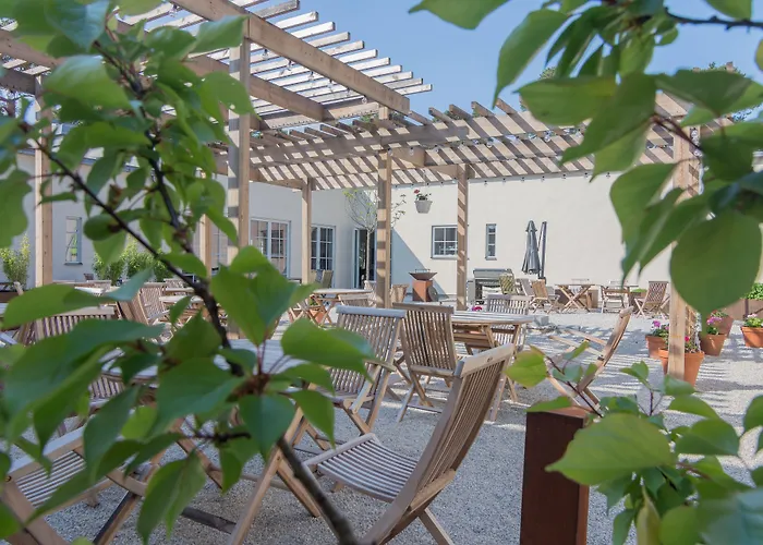 Strandakar Hotell & Restaurang