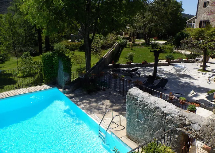 La Magnanerie d'Hôtes ,le jardin secret Sauve