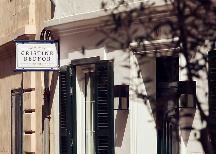 Cristine Bedfor Mahon Boutique Hotel