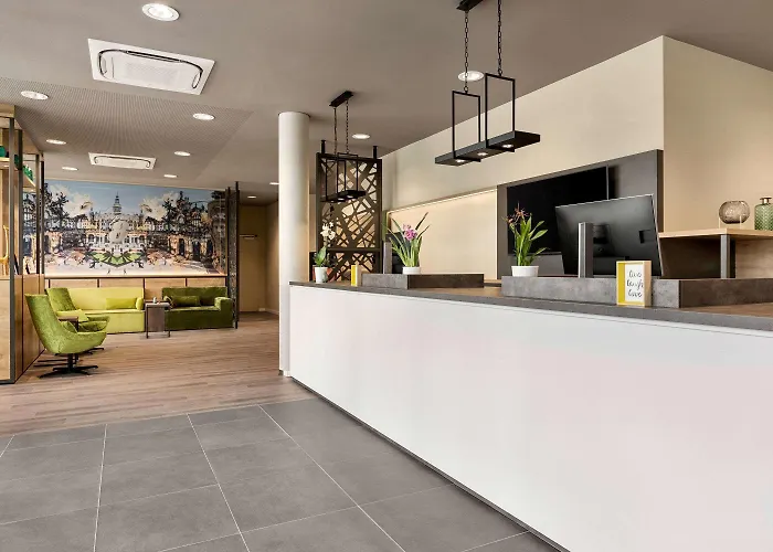Super 8 By Wyndham Dresden