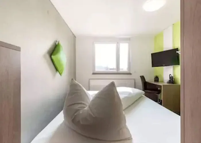 a2 HOTELS Wernau am Quadrium