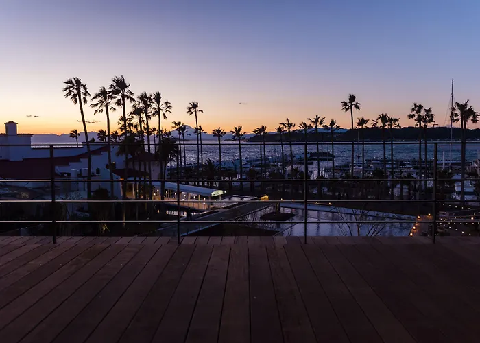 Malibu Hotel
