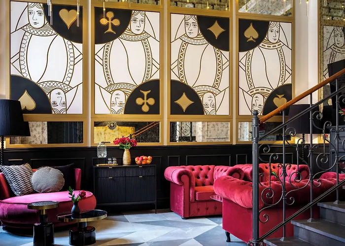 Hotel Golden Queen