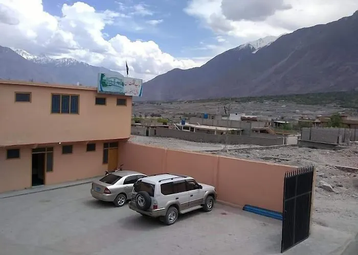 Bab e Gilgit Inn