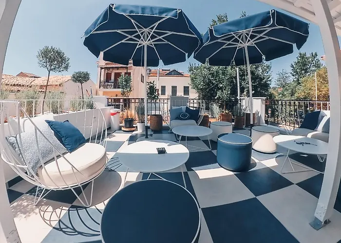 Blue Luxury Suites