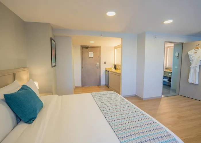 La Quinta By Wyndham Quito