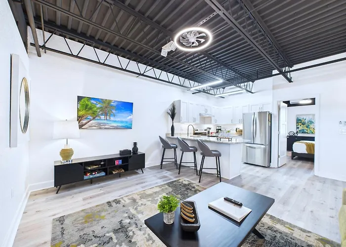 Modern Loft W Launch Views Near Beach -Unit 208