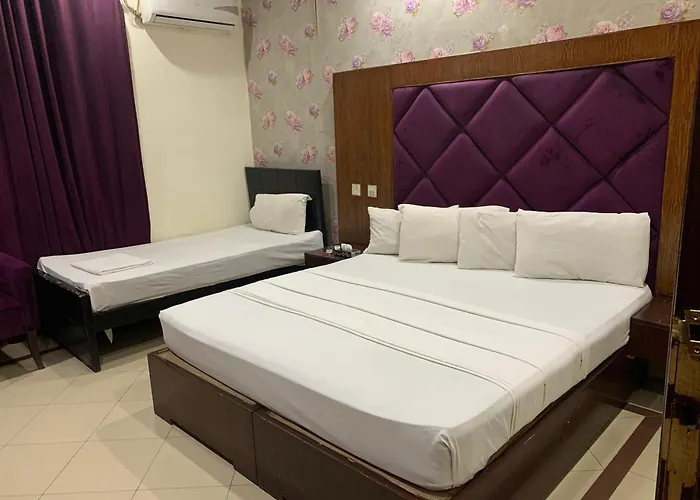 Hotel Pak Continental Multan