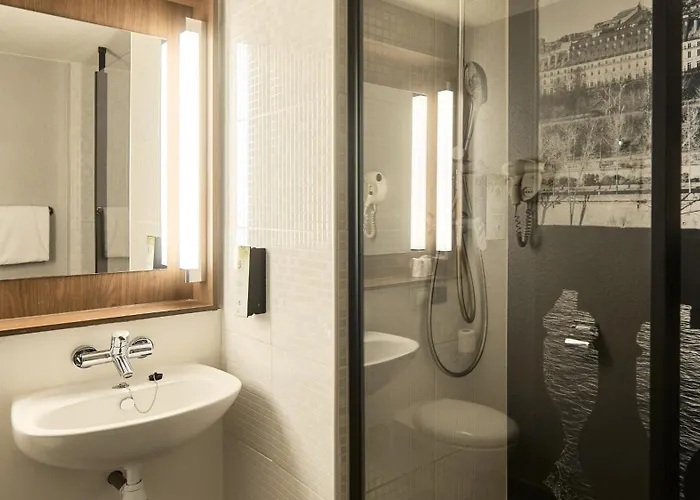 Campanile Prime - Saint-Quentin-En-Yvelines
