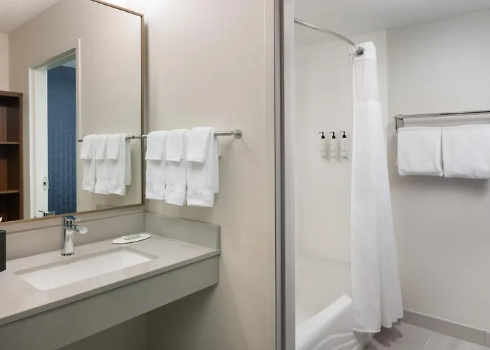 Fairfield Inn & Suites Jacksonville Airport