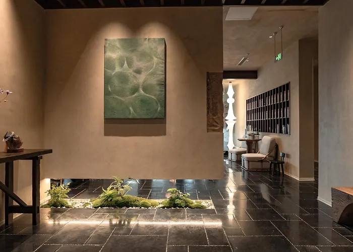 Terra Art Zen Hotel with Rooftop Zen Garden, Veggie Dining,Pick-up service,English speaking,Free Laundry