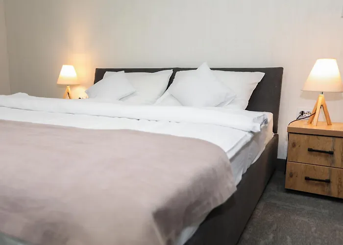 Hotel Board