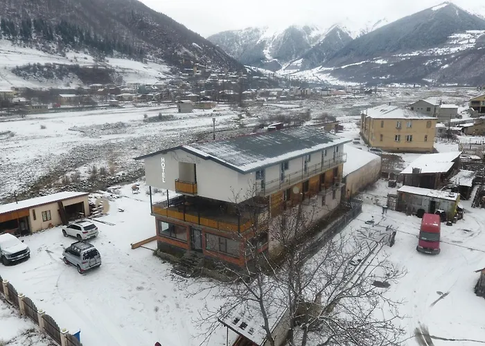 Hotel "Riverside Mestia"