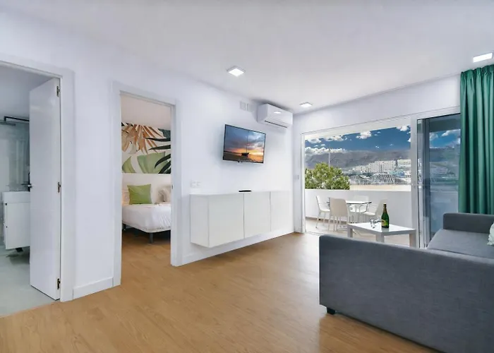Palm Suites By Chaturhotels