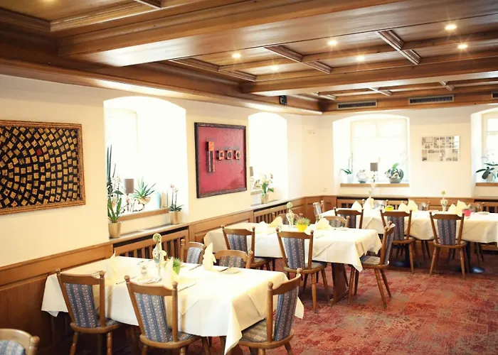 Gasthaus Hotel zum Kreuz