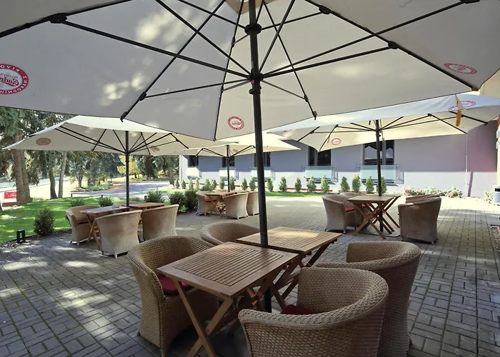 Carlsbad Inn Hotel & Apartments
