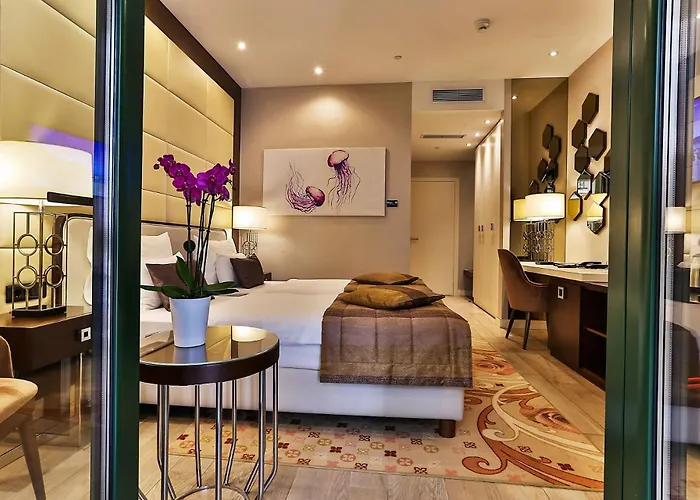 Hotel Riva By Aycon