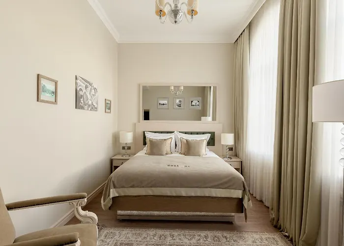 Boutique 19 Hotel