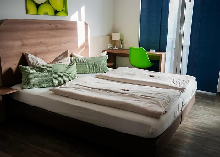 Hotel M24 - Alle Zimmer mit Küchenzeile